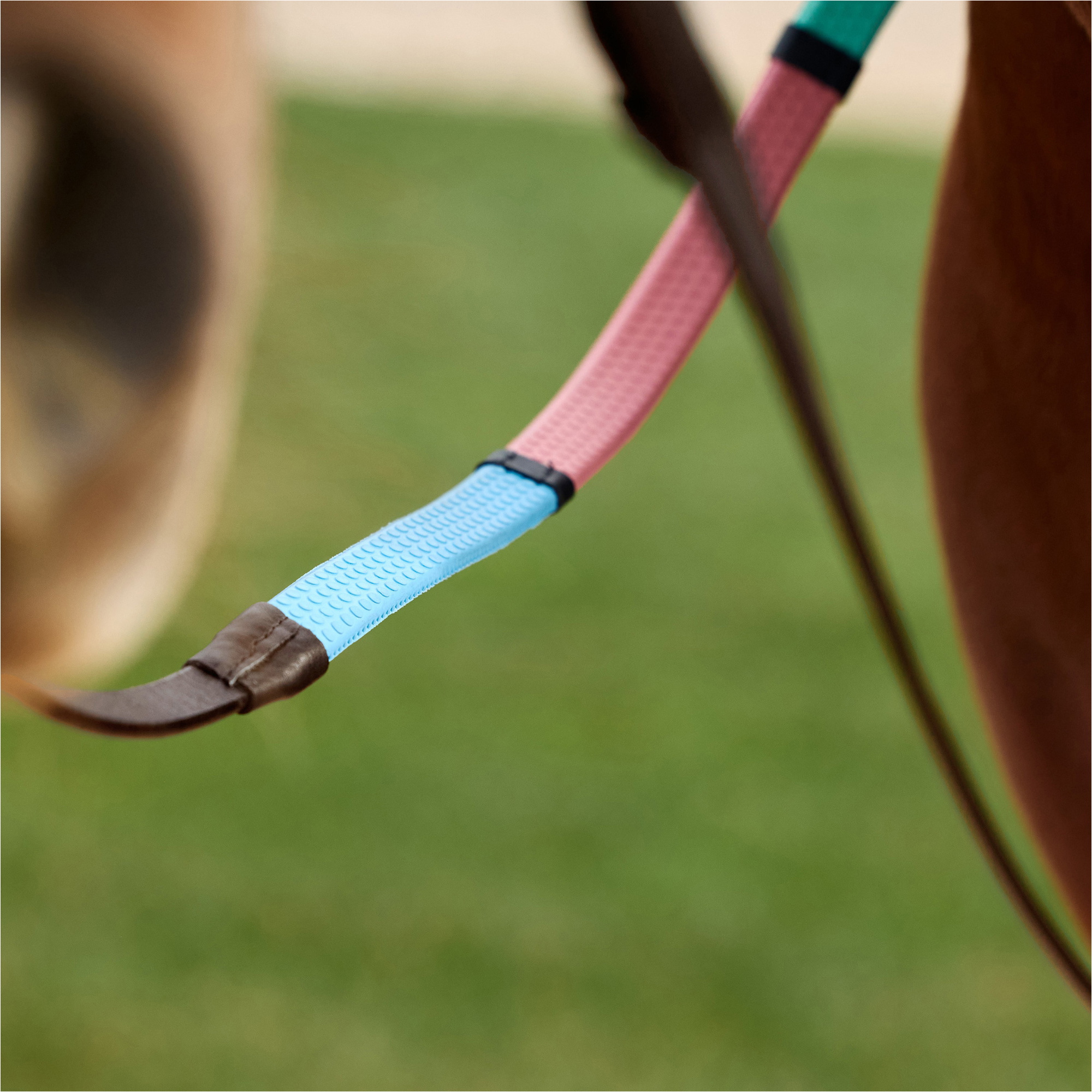 2026 Dublin Pastel Rainbow Reins 1031511 - Brown / Multi